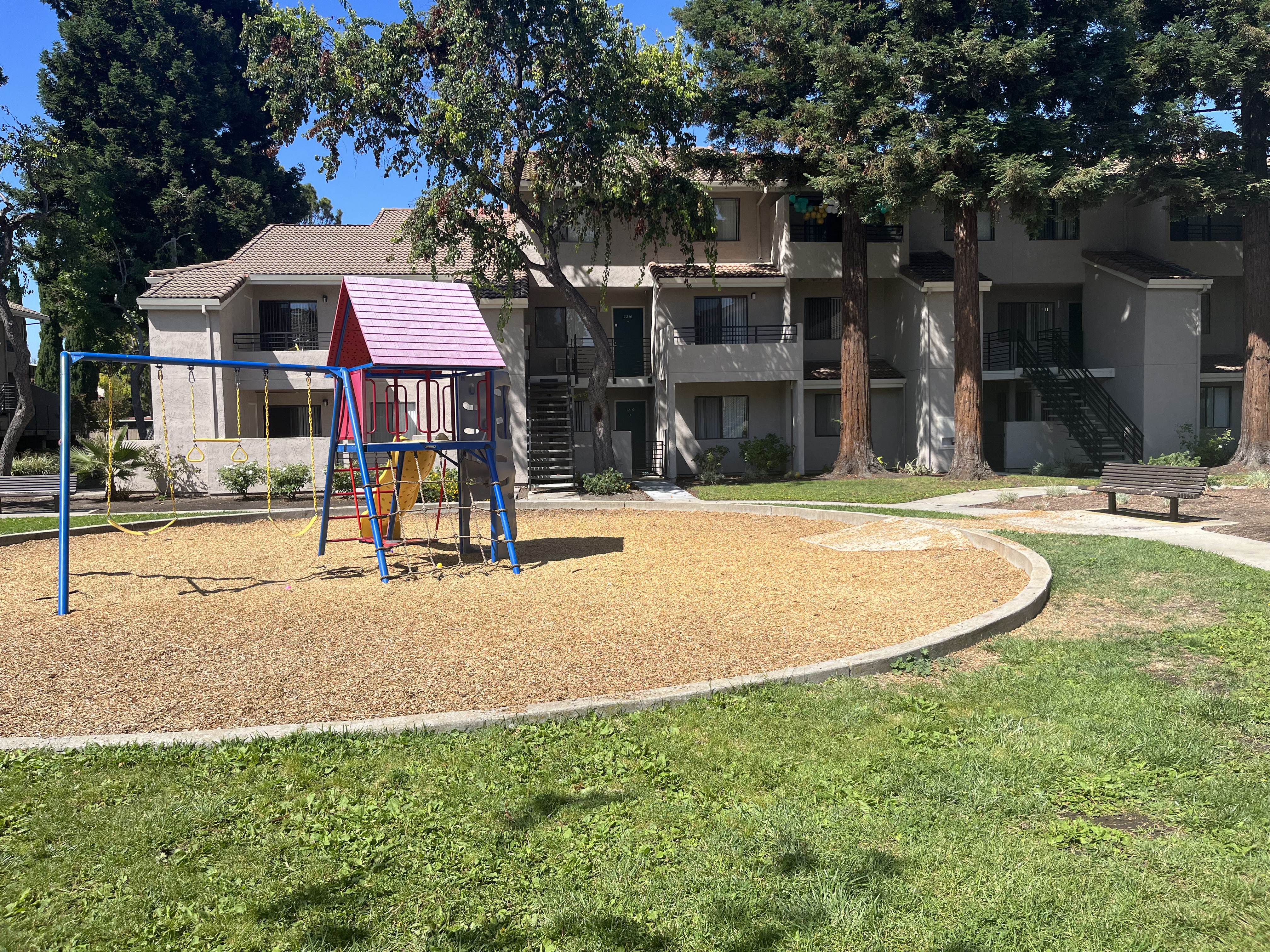 Willowbend Apartments photo 5